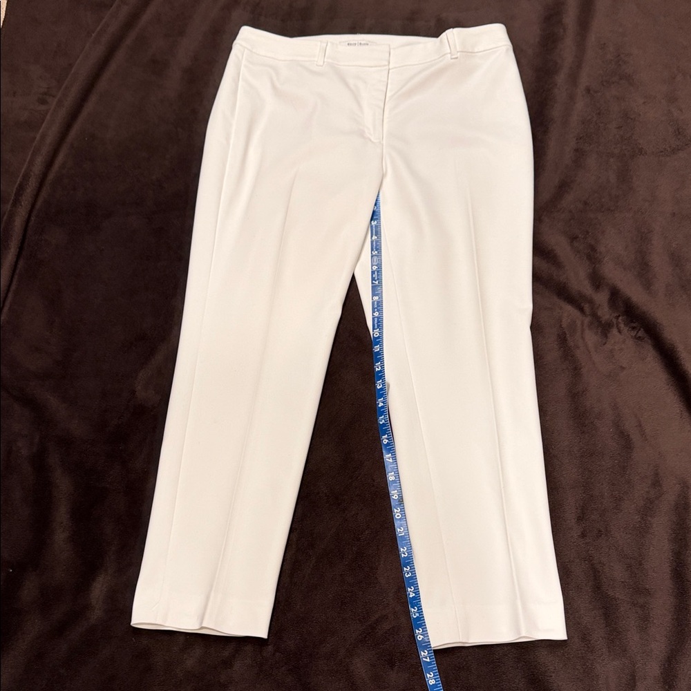 Black and White Market Elegant Women’s White Pants size 10